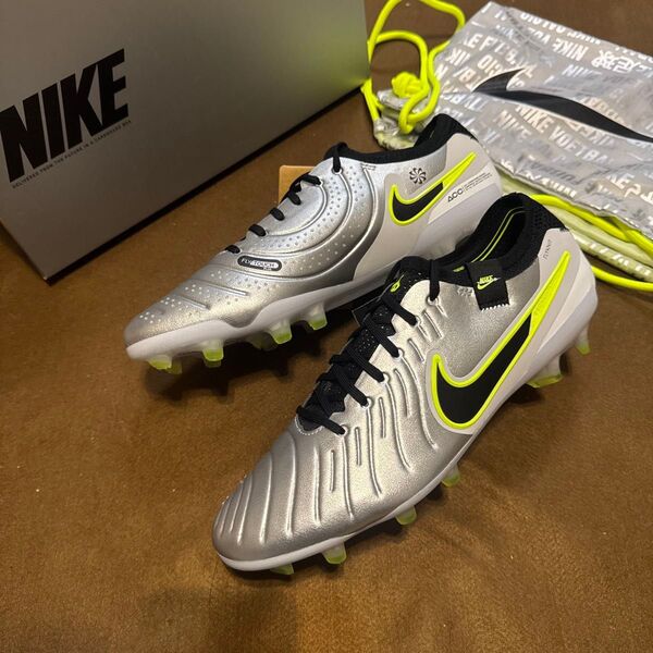 NIKE ナイキ ティエンポ レジェンド エリート FG 27.5 Tiempo legend elite FG シルバー