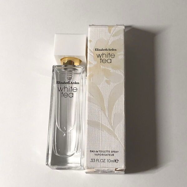 Elizabeth Arden エリザベスアーデン white tea ホワイトティ オードトワレ 10ml
