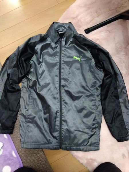 PUMA ウィンドブレーカー グレー×ブラック