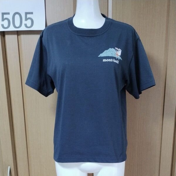モンベル・半袖TシャツS ネイビー 吸汗速乾ポリエステルスポーツウエア素材 子供を背負って山へ/頑張るお母さん mont-bell