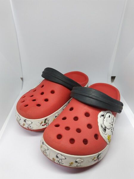 crocs クロックス サンダル スヌーピー レッド C9 16cm〜16.5cm