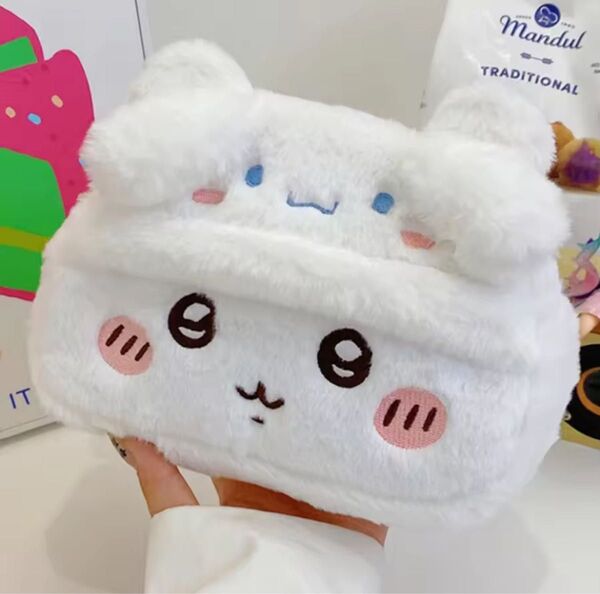 【新品未使用】ちいかわ×サンリオ ポーチ 化粧ポーチ シナモロール