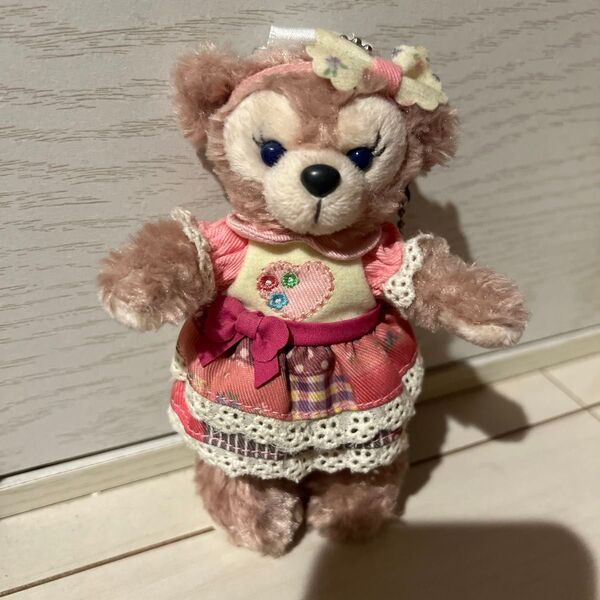 東京ディズニーシー ダッフィーアンドフレンズ シェリーメイ ぬいぐるみバッチ ぬいぐるみバッジ ハートウォーミングデイズ 2019