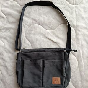 kippis ショルダーバッグ