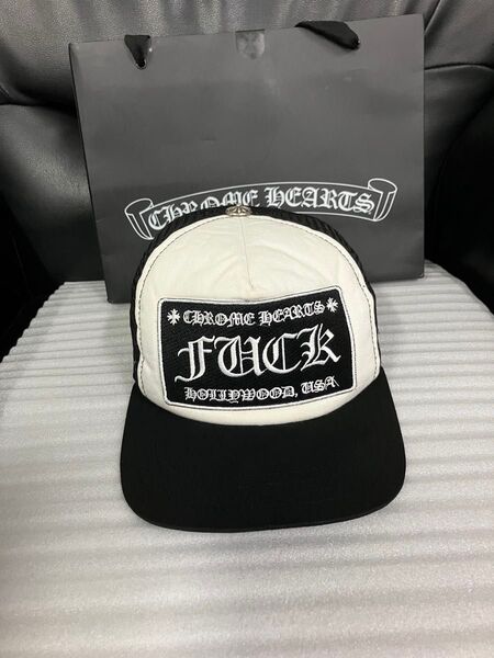 Chrome Hearts トラッカーキャップ