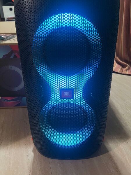 JBL PartyBox 110 Bluetoothスピーカー
