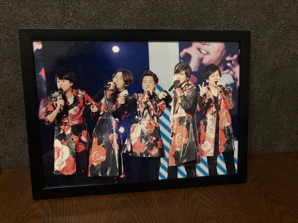 嵐 ポスターA4額 解散松本潤 相葉雅紀 大野智 櫻井翔 二宮和也 AD4
