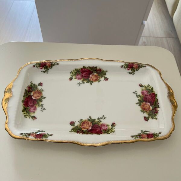 ロイヤルアルバート サンドイッチプレート ROYAL ALBERT 未使用 オールドカントリーローズ