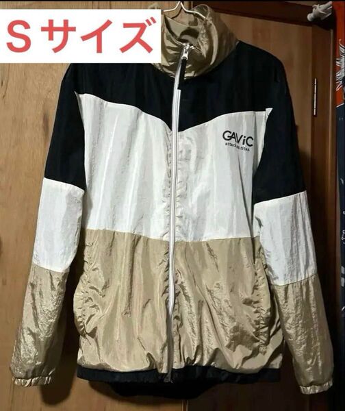 進撃の巨人×ガビック GAViC トラックジャケット ベージュ
