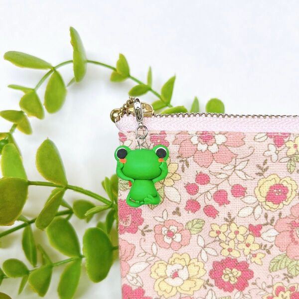 カエル A頭抱えるver. ストラップ ハンドメイド ファスナーチャーム キーホルダー