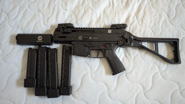 ARCHWICK/B&T Air APC9K PRO GBB co2カスタム