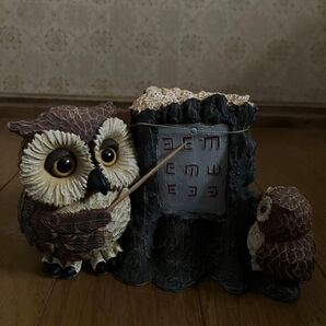 collectible features 置物 フクロウ