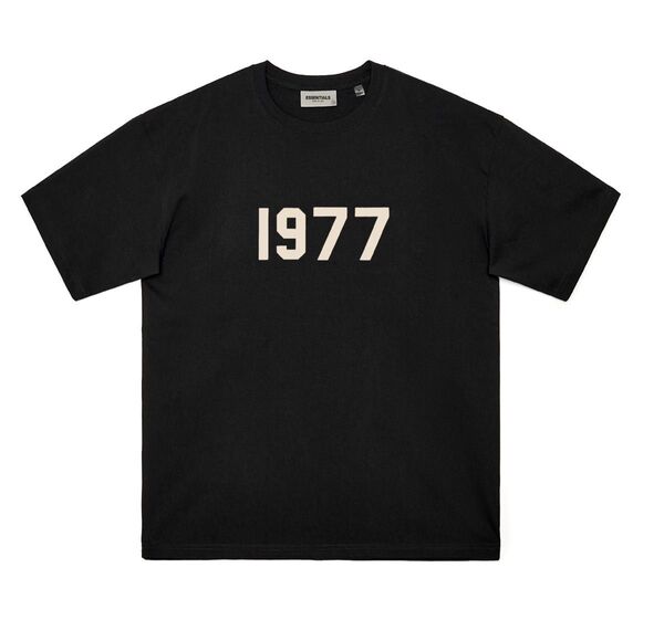 1977ロゴ 半袖 Tシャツ エッセンシャルズ ESSETIALS FEAR OF GOD