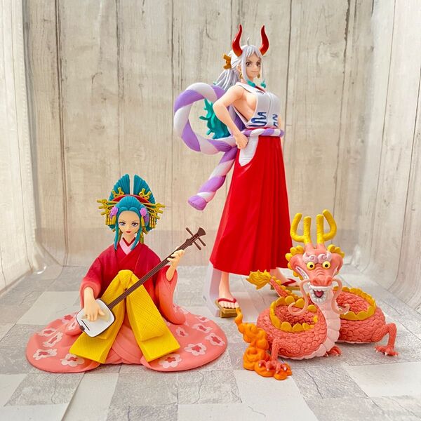 【値下げ交渉不可】【中古】 ワンピース フィギュア ワノ国 ヤマト 光月日和 小紫 モモの助 現状品3点セット