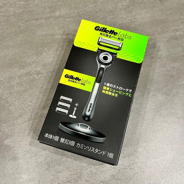 P&G ジレット ラボ 角質除去バー 本体1個 替刃3個 カミソリスタンド1個メンズ剃刀 5枚刃 角質除去バー搭載 新品
