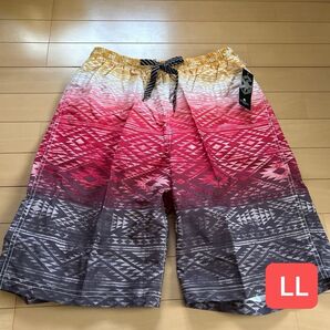 DC メンズ 水着 新品 未使用 タグ付き グラデーション 幾何学模様 レッド系 LLサイズ