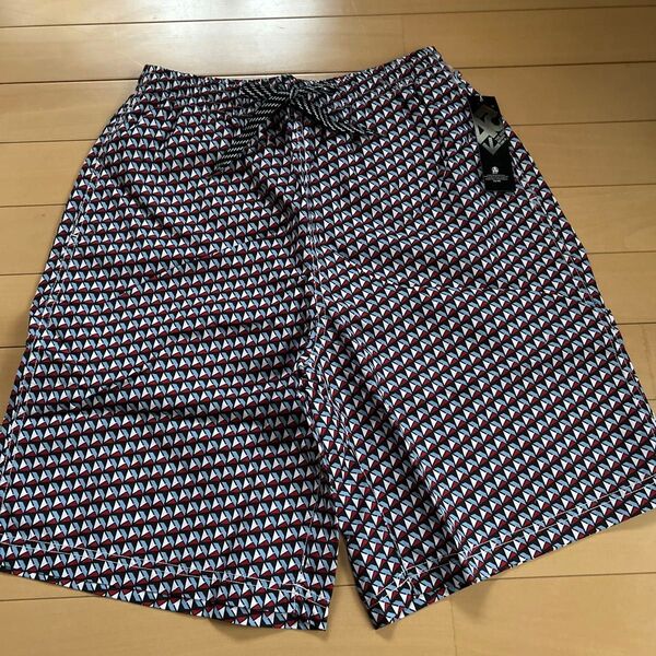 未使用 Lサイズショートパンツ 水着 ハーフパンツ メンズ 総柄