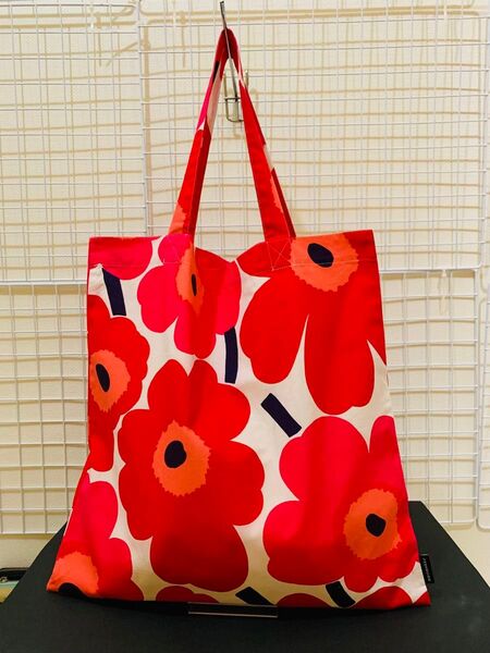 【未使用美品】marimekko マリメッコ トートバッグ 花柄 バッグ あかい