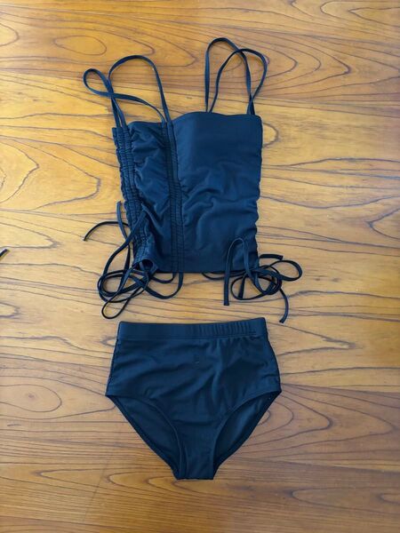 ビキニ 水着 ブラック 黒 セクシー かわいい 体型カバー