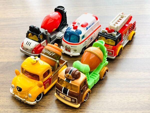 廃盤 トミカ ディズニーリゾート限定 ディズニーモータース キャスパルズセット