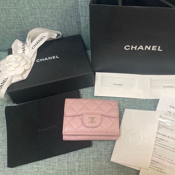CHANELキャビアスキン三つ折り財布ダスティピンク×シルバー2024.2購入 シャネル スモールウォレット 未使用に近い