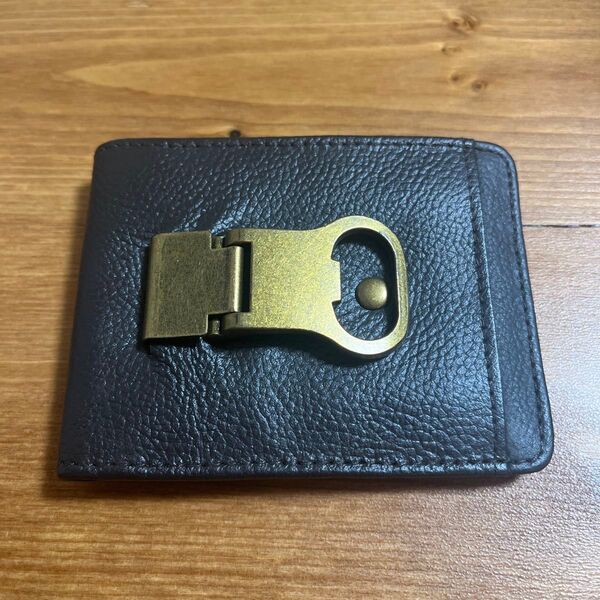新品・未使用 本革 二つ折り財布 YL GENUINE LEATHER