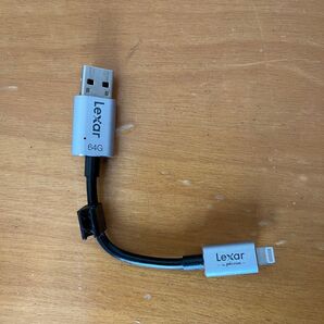 Lexar 64GB USBメモリー Lightning充電ケーブル兼用