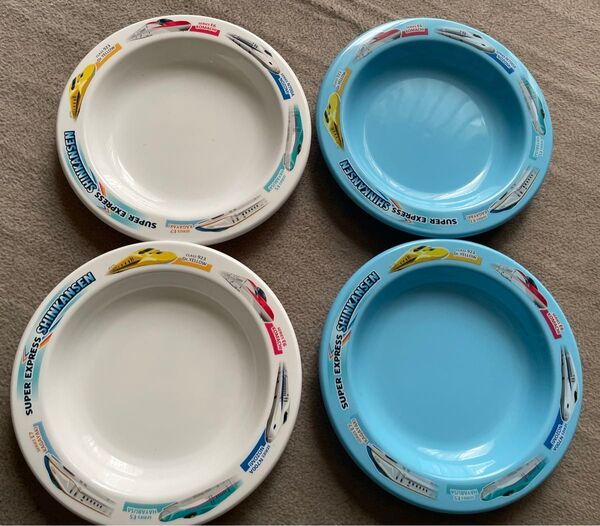 新品 未使用品 新幹線 子供用 お皿 4枚セット ブルー 白 小皿 食洗機OK 電子レンジOK 日本製 15センチ