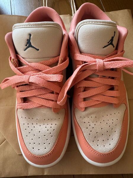 NIKE スニーカー