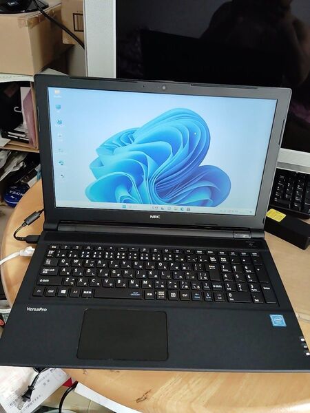 NECVersaProノートパソコンRAM4GB HDD500GB Windows11PRO リブレオフィス無線カメラブルトゥーツ
