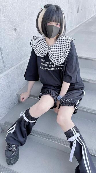 新品 ぬた。 Tシャツ のみ 黒 Sサイズ 半袖Tシャツ カットソー 悪魔界隈 サイバー サブカル あの系 ぬたの世界 暗黒界隈