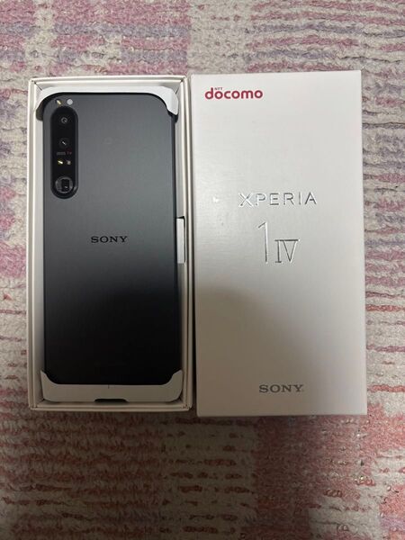 未使用 docomo SIMフリーXperia1IV SO-51C