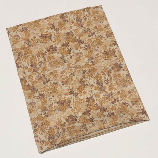 はぎれ カットクロス KOKKA 小花柄 白×オレンジ 茶系 布 生地