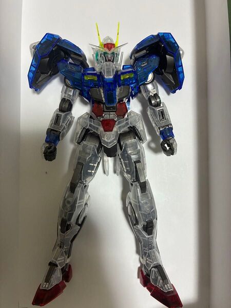 MG ガンプラ ダブルオーガンダムクリアカラーとフルメカニクス バルバトスルプス クリアカラー