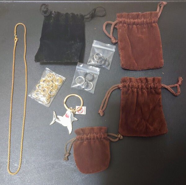 ネックレス イヤリング アクセサリー巾着 丸カン ゴールドカラー シルバーカラー ヴィンテージ セット商品 金 銀 プラチナ