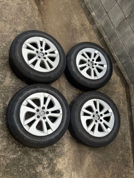 トヨタ プリウス 50 純正 195/65R15 NEXEN NFERA SU4 2023年 PCD100 ホイール