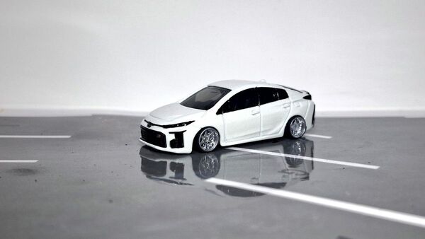トミカ トヨタプリウスPHV GR SPORT カスタム車 超美品!