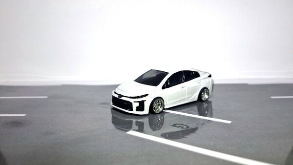 トミカ トヨタ プリウスPHV GR SPORTカスタム車 超美品!