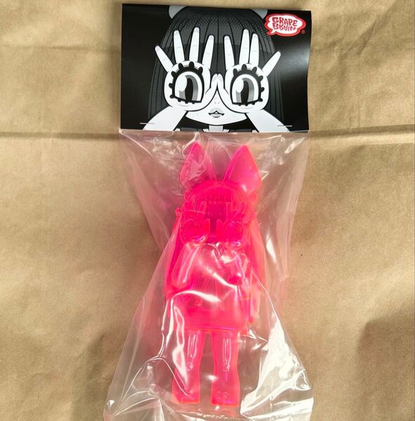 新品 GRAPE BRAIN 大須ビニィル 限定 にぎるちゃん ソフビ フィギュア スケピンク 素体 abao MOMO CHAN