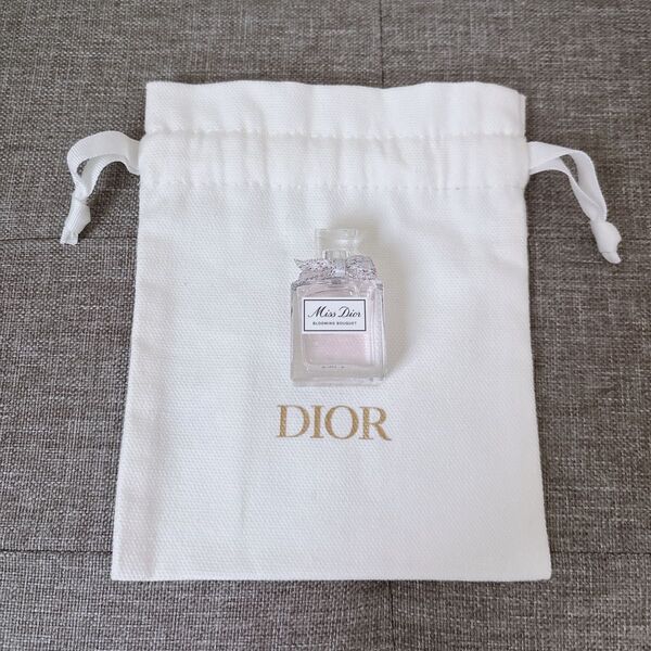 Dior ディオール ミスディオール ブルーミングブーケ 5ml ミニサイズ 香水、巾着