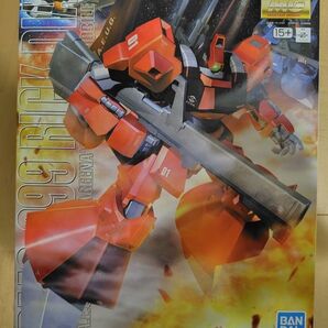 MG リックディアス クワトロ・バジーナ専用機