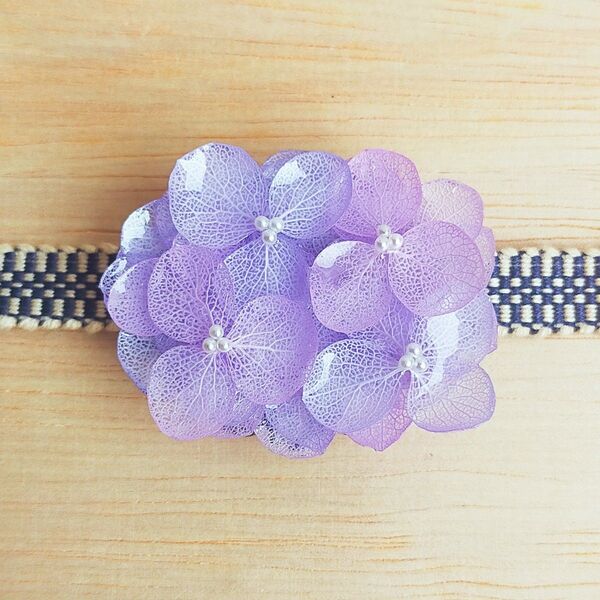 紫陽花の帯留め 本物 和装小物 ハンドメイド あじさい アジサイ 帯留