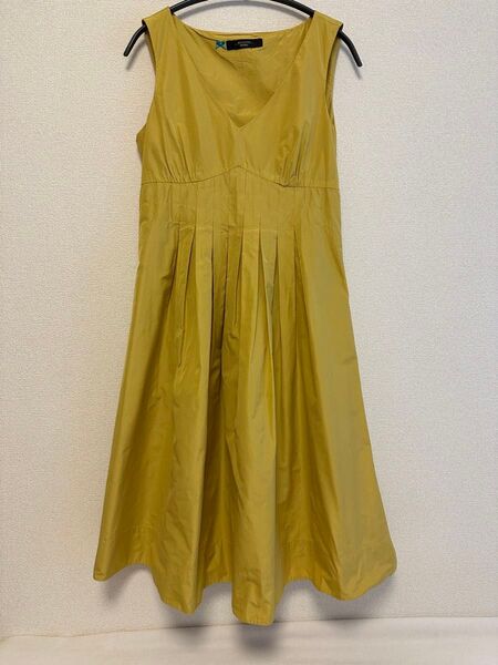 MaxMara WEEKEND ノースリーブワンピース マスタードイエロー