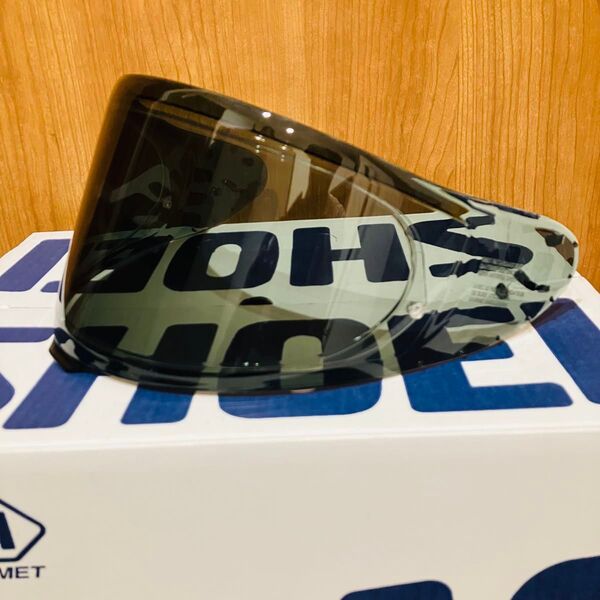 美品 SHOEI CWR-F2 純正ダークスモークシールド+ピンロックシート Z-8 X-Fifteen(X-15)