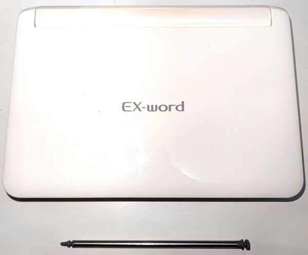 早い者勝ち! 大人気! 電子辞書 CASIO カシオ EX-WORD DATAPLUS8 XD-U4700 ホワイト 中古品
