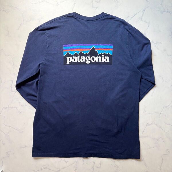 patagonia パタゴニア 長袖Tシャツ XLサイズ