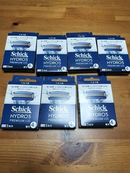 Schick HYDRO5 PREMIUM つるり肌 替刃 5枚刃 4個入り×7【新品未使用未開封】