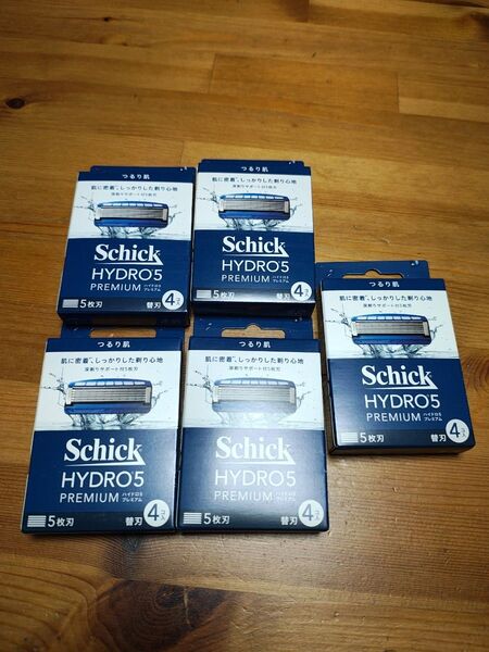 Schick HYDRO5 PREMIUM つるり肌 替刃 5枚刃 4個入り×5【新品未使用未開封】
