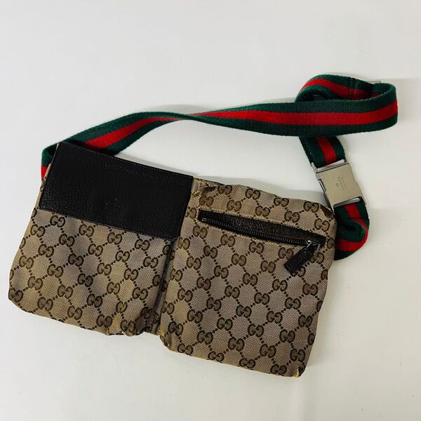 GUCCI グッチ GGキャンバス ショルダーバッグ クロスボディ ウエストポーチ ボディバッグ 斜め掛け