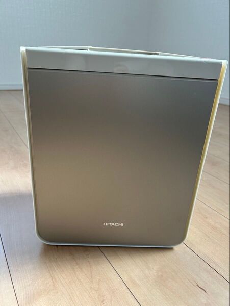 【美品】HITACHI 布団乾燥機 HFK-VH700